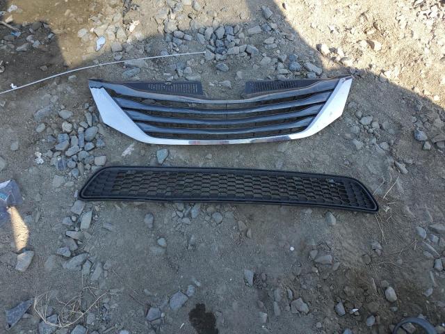 5TDYK3DC3BS095110 - 2011 TOYOTA SIENNA XLE 勃艮第红 照片 13