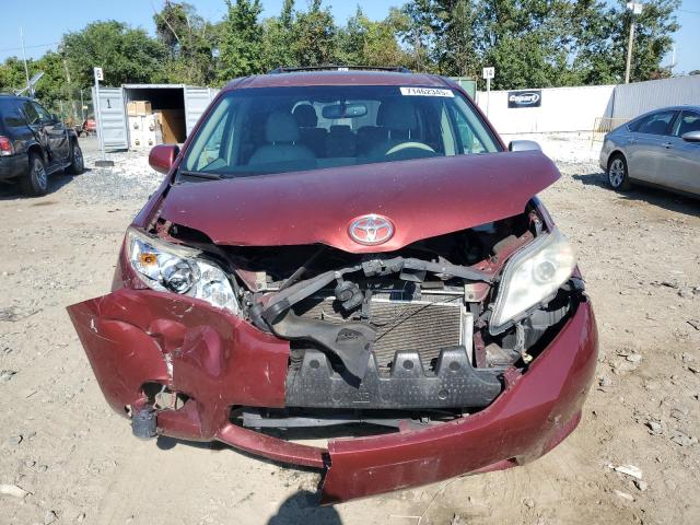 5TDYK3DC3BS095110 - 2011 TOYOTA SIENNA XLE 勃艮第红 照片 5