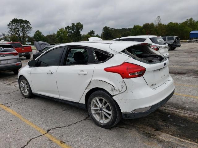 1FADP3K24JL258699 - 2018 FORD FOCUS SE WHITE photo 2