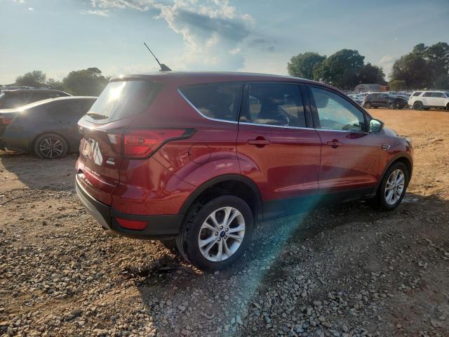 1FMCU0GD6KUA50077 - 2019 FORD ESCAPE SE RED photo 3