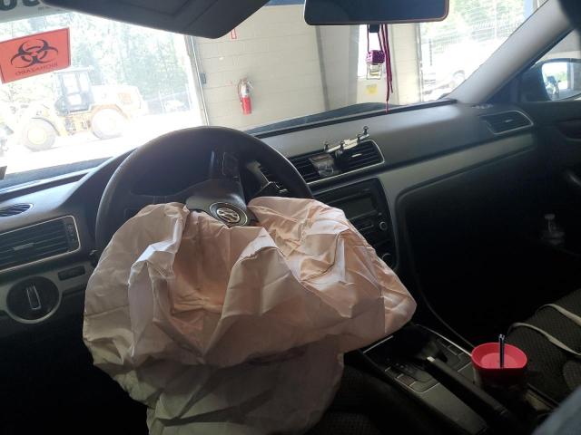 1VWAP7A32CC033292 - 2012 VOLKSWAGEN PASSAT S BLACK photo 8