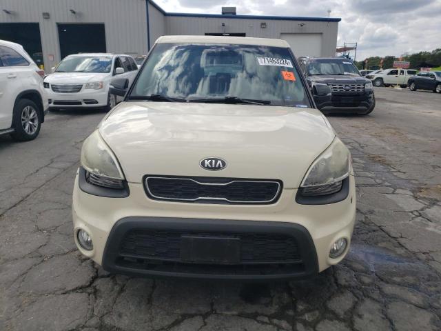 KNDJT2A62D7544426 - 2013 KIA SOUL + CREAM photo 5