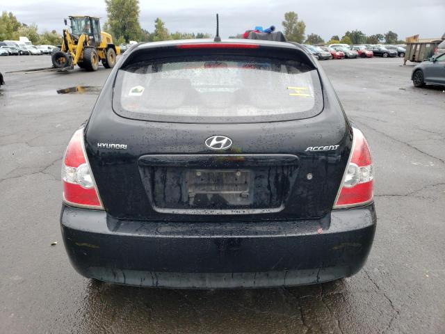 KMHCM36C58U068668 - 2008 HYUNDAI ACCENT GS BLACK photo 6