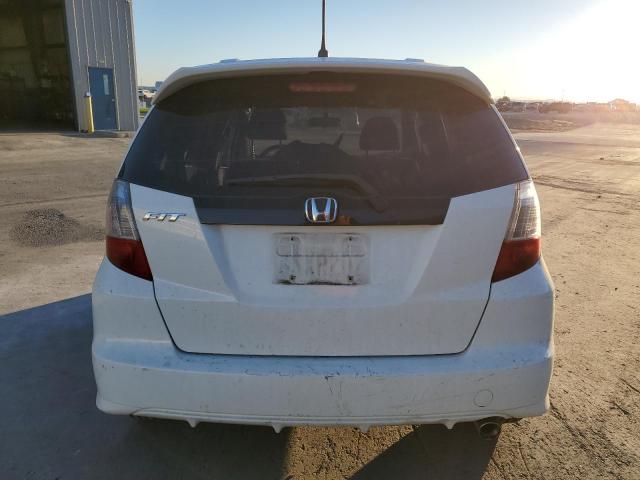 JHMGE8H57BC006148 - 2011 HONDA FIT SPORT WHITE photo 6