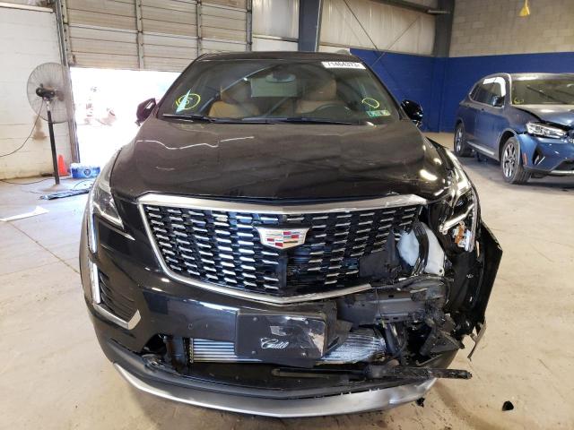 1GYKNDR46NZ167676 - 2022 CADILLAC XT5 PREMIUM LUXURY BLACK photo 5