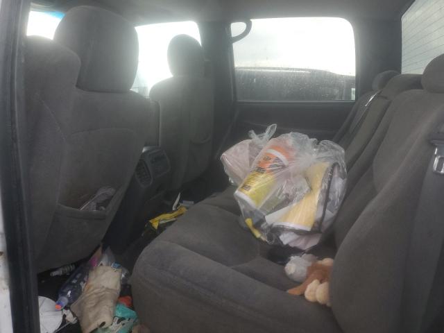 1GCHK23113F183942 - 2003 CHEVROLET SILVERADO K2500 HEAVY DUTY WHITE photo 10