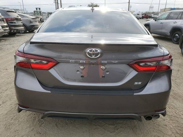 4T1G11AKXRU865478 - 2024 TOYOTA CAMRY SE NIGHT SHADE GRAY photo 6