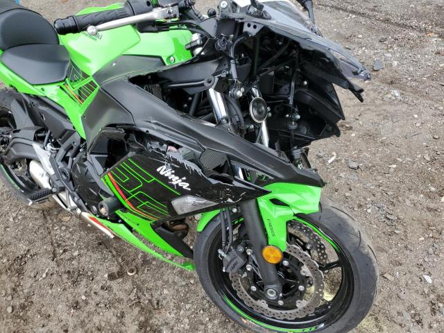 ML5EXEP13PDAB0448 - 2023 KAWASAKI EX650 P GREEN photo 9