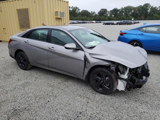 KMHLM4AG1PU548110 - 2023 HYUNDAI ELANTRA SEL GRAY photo 4