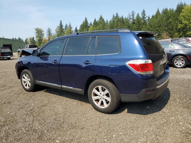 5TDBK3EH4DS201244 - 2013 TOYOTA HIGHLANDER BASE Blau Foto 2
