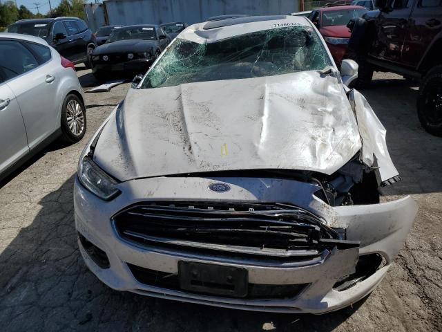 3FA6P0RU5FR244821 - 2015 FORD FUSION TITANIUM HEV WHITE photo 5