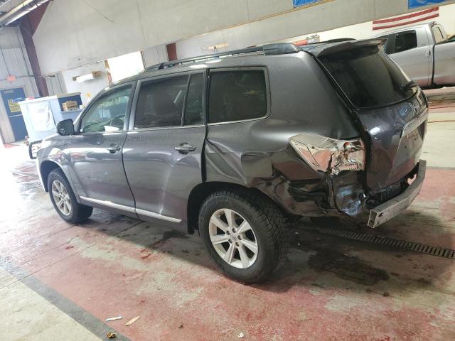 5TDBK3EH1DS227011 - 2013 TOYOTA HIGHLANDER BASE Серый фото 2