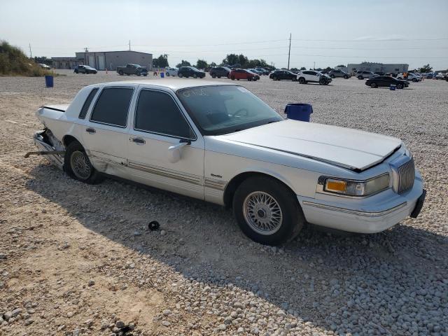 1LNLM82W9VY681894 - 1997 LINCOLN TOWN CAR SIGNATURE WHITE photo 4