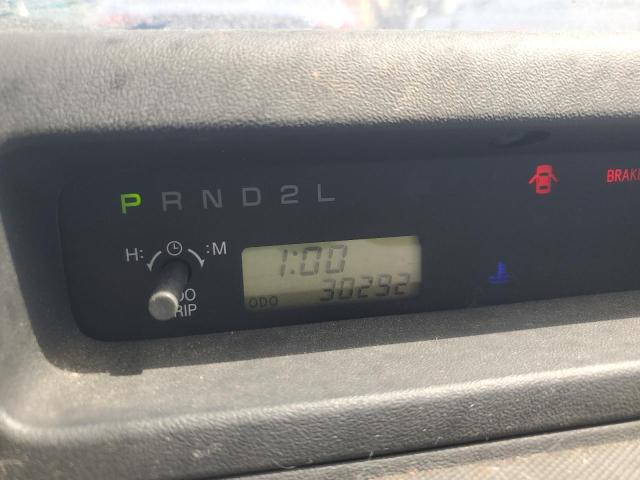 JTLKT324564056457 - 2006 TOYOTA SCION XB WHITE photo 9