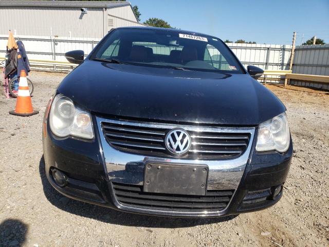 WVWFA7AH6AV020987 - 2010 VOLKSWAGEN EOS 2.0T LUX BLACK photo 5