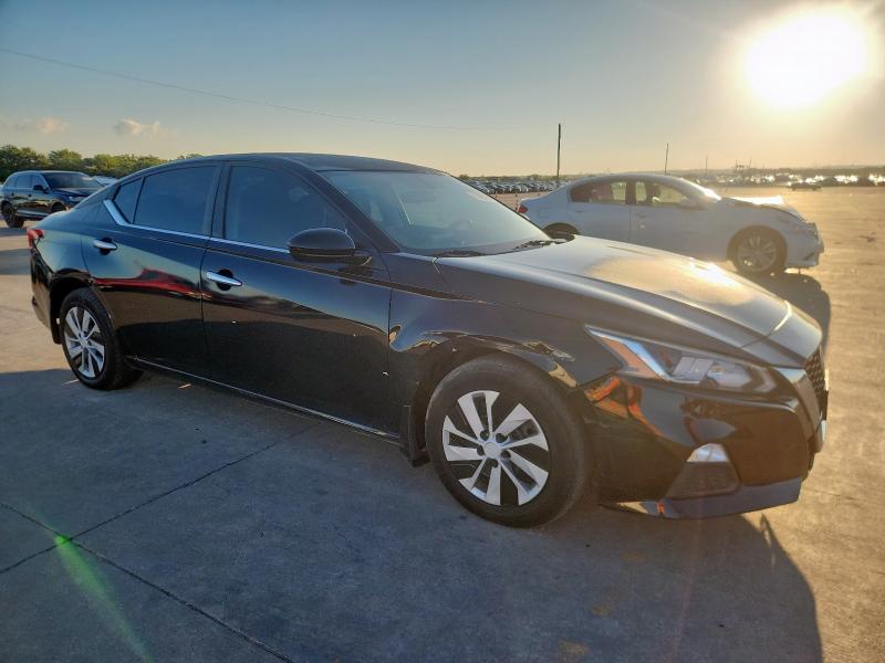 1N4BL4BV6KN308057 - 2019 NISSAN ALTIMA S შავი ფოტო 4