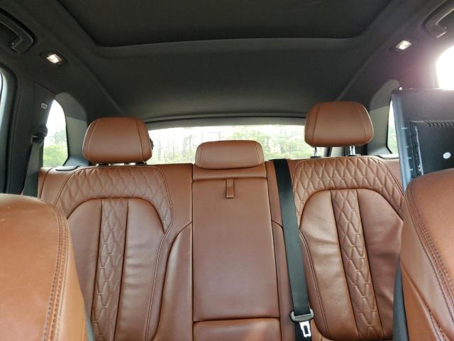 5UXCR6C58KLL14122 - 2019 BMW X5 XDRIVE40I WHITE photo 10