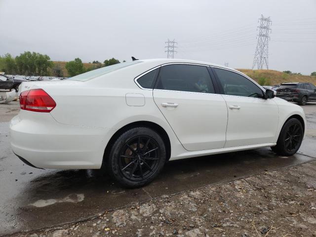 1VWBV7A37FC056923 - 2015 VOLKSWAGEN PASSAT SE WHITE photo 3