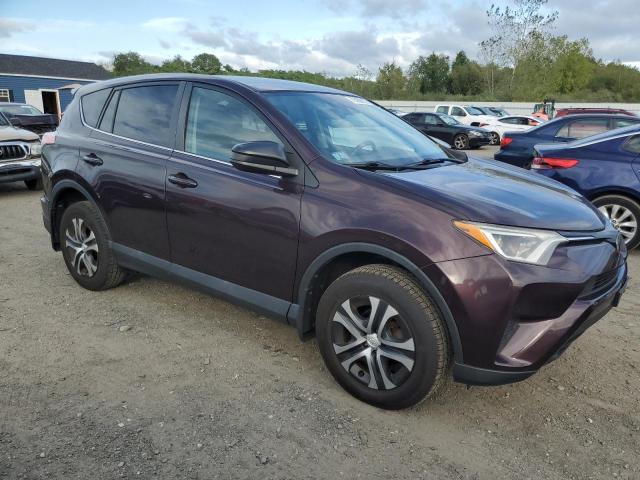 2T3BFREV2JW731719 - 2018 TOYOTA RAV4 LE Fioletowy zdjęcie 4