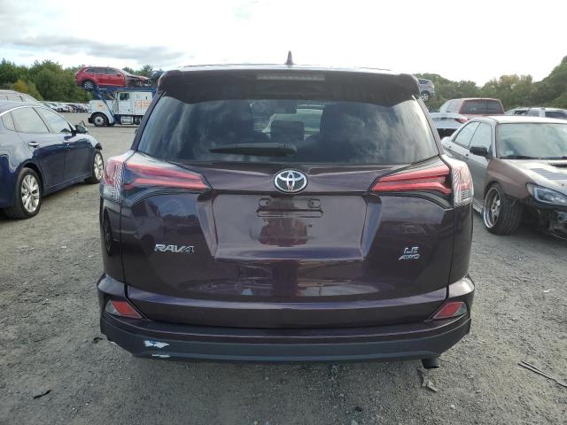 2T3BFREV2JW731719 - 2018 TOYOTA RAV4 LE Fioletowy zdjęcie 6
