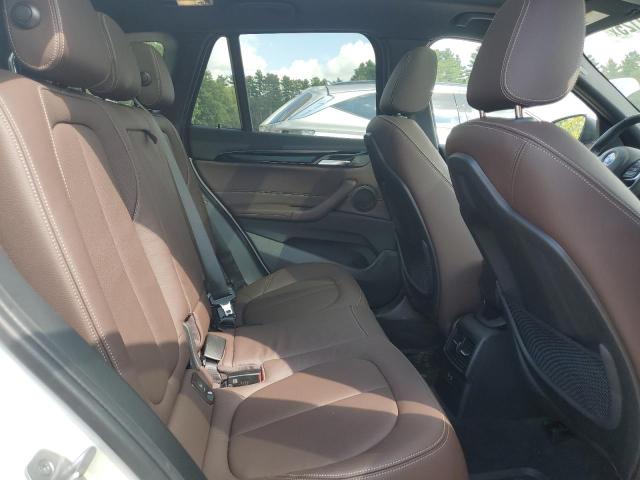 WBXJG9C02M5T60771 - 2021 BMW X1 XDRIVE28I 白色 照片 11