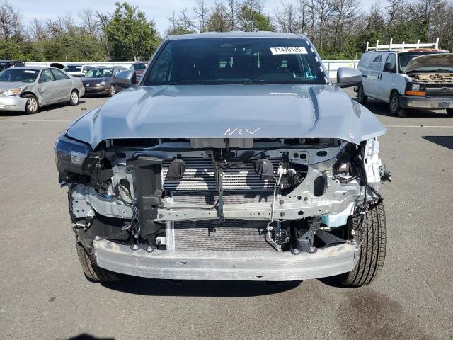 3TYLB5JN4RT033080 - 2024 TOYOTA TACOMA DOUBLE CAB 银色 照片 5