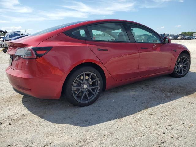 5YJ3E1EA0NF185259 - 2022 TESLA MODEL 3 RED photo 3