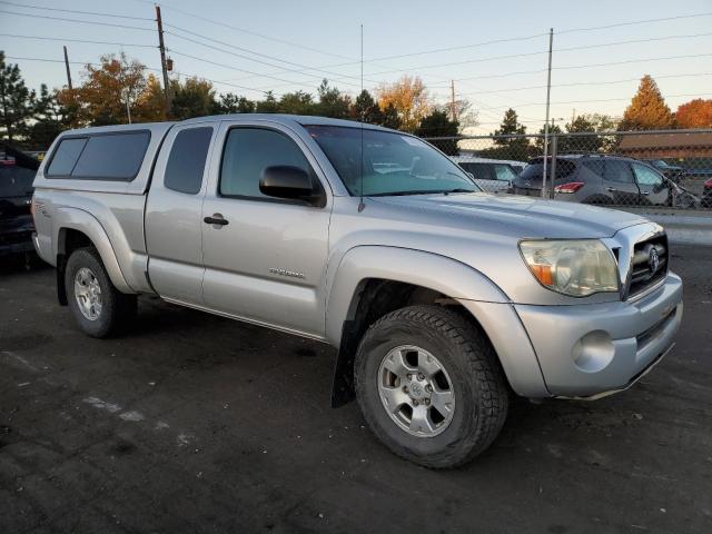 5TEUU42N38Z552044 - 2008 TOYOTA TACOMA ACCESS CAB ვერცხლისფერი ფოტო 4
