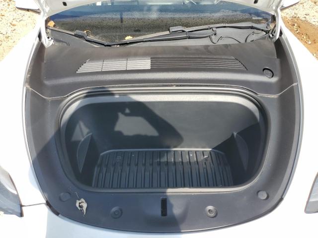 5YJYGDEE3MF062025 - 2021 TESLA MODEL Y WHITE photo 11