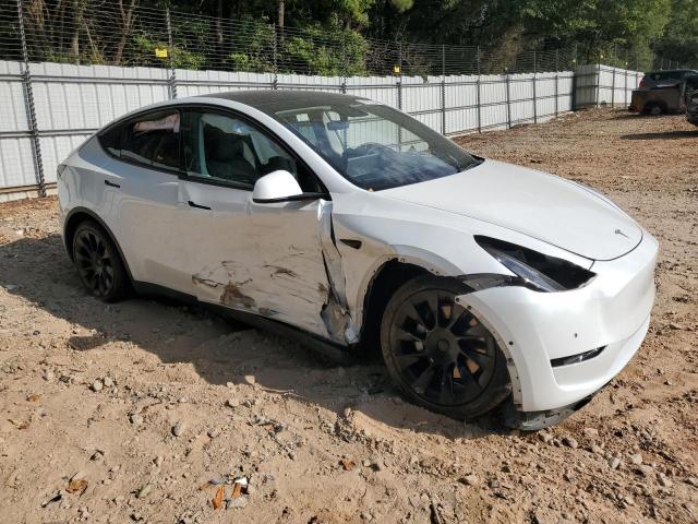 5YJYGDEE3MF062025 - 2021 TESLA MODEL Y WHITE photo 4