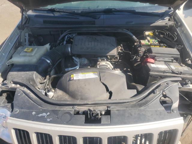 1J4PR4GK3AC135793 - 2010 JEEP GRAND CHER LAREDO Silber Foto 12