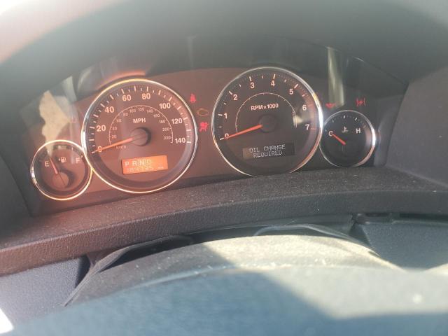 1J4PR4GK3AC135793 - 2010 JEEP GRAND CHER LAREDO Silber Foto 9