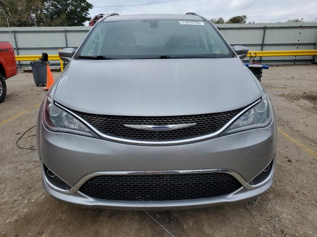 2C4RC1BG1JR149197 - 2018 CHRYSLER PACIFICA TOURING L SILVER photo 5