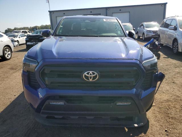 3TMLB5JN6RM029091 - 2024 TOYOTA TACOMA DOUBLE CAB أزرق صورة 5