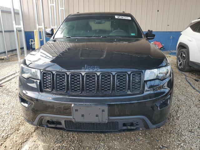 1C4RJFAG9JC484978 - 2018 JEEP GRAND CHER LAREDO BLACK photo 5