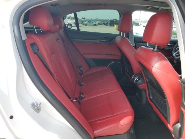 ZASFAKBN4J7B95581 - 2018 ALFA ROMEO STELVIO TI WHITE photo 10