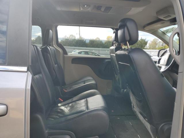 2C4RC1BG3ER435171 - 2014 CHRYSLER TOWN & COU TOURING SILVER photo 11