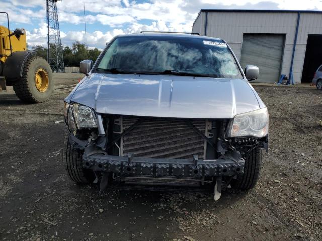 2C4RC1BG3ER435171 - 2014 CHRYSLER TOWN & COU TOURING SILVER photo 5