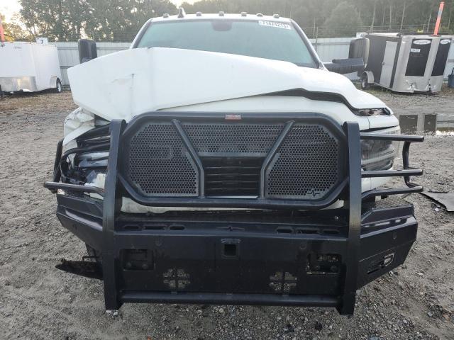 3C63RRJL3LG241803 - 2020 RAM 3500 LARAMIE WHITE photo 5