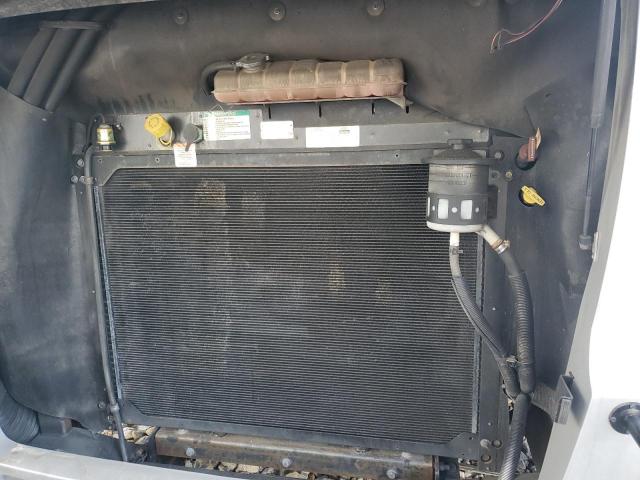 4UZACGFC8MCMZ6591 - 2021 FREIGHTLINER CHASSIS XC ვერცხლისფერი ფოტო 7