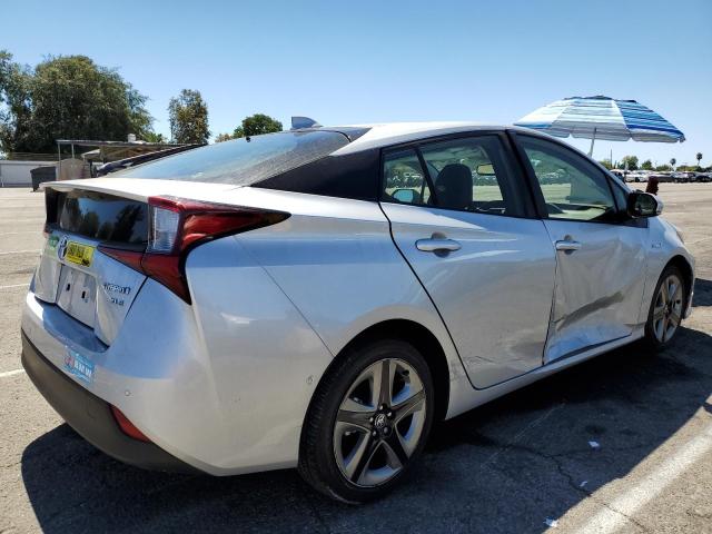 JTDKAMFU0N3167228 - 2022 TOYOTA PRIUS NIGHT SHADE Күміс фото 3