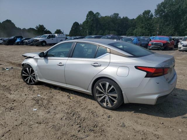 1N4BL4CVXKC184742 - 2019 NISSAN ALTIMA SR ვერცხლისფერი ფოტო 2