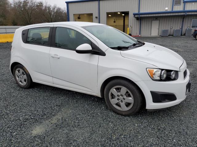 1G1JA6SG8F4184466 - 2015 CHEVROLET SONIC LS WHITE photo 4
