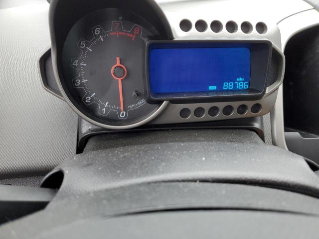 1G1JA6SG8F4184466 - 2015 CHEVROLET SONIC LS WHITE photo 9