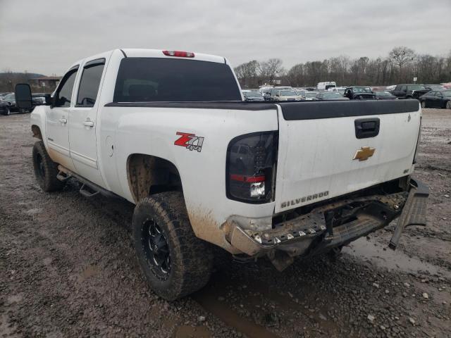 1GC1KYE89CF163176 - 2012 CHEVROLET SILVERADO K2500 HEAVY DUTY LTZ WHITE photo 2