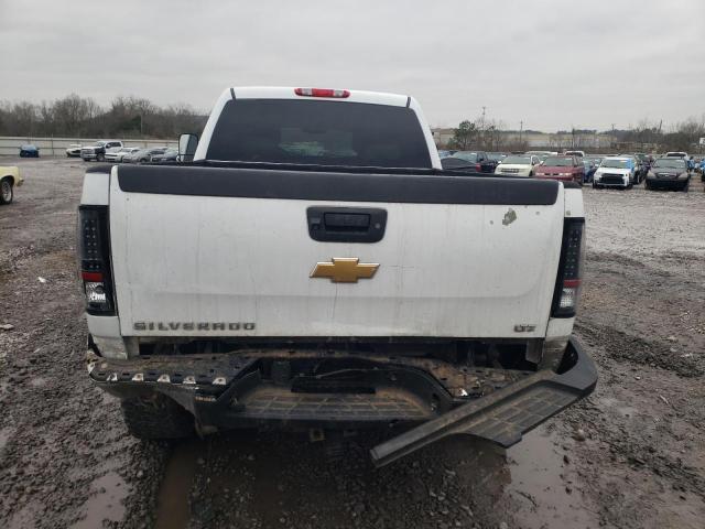 1GC1KYE89CF163176 - 2012 CHEVROLET SILVERADO K2500 HEAVY DUTY LTZ WHITE photo 6