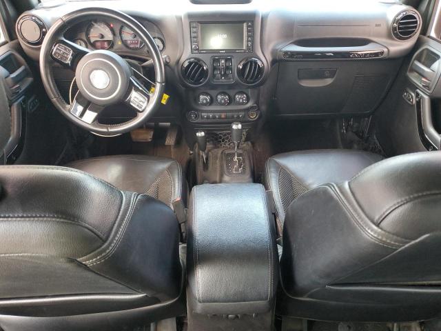 1C4HJWEG5GL178925 - 2016 JEEP WRANGLER U SAHARA Boz foto 8