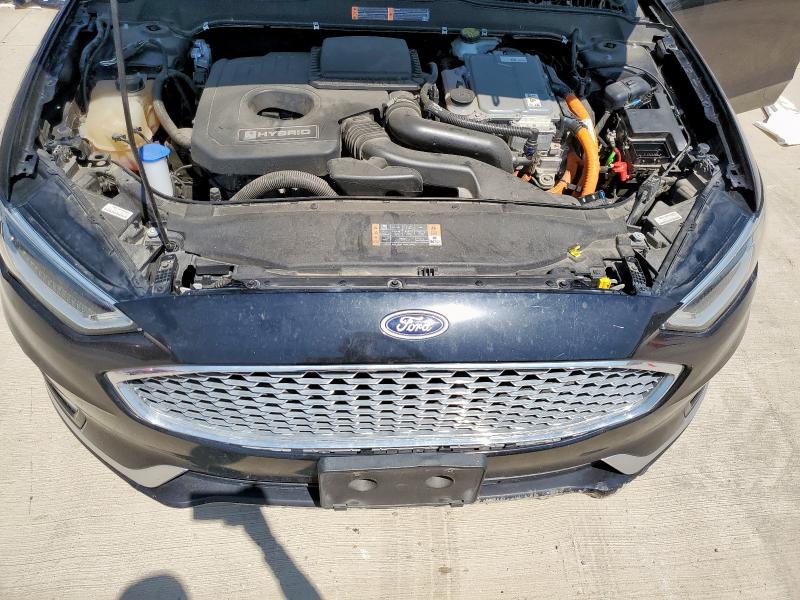 3FA6P0RU9KR265777 - 2019 FORD FUSION TITANIUM أسود صورة 11
