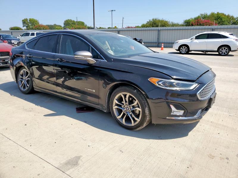 3FA6P0RU9KR265777 - 2019 FORD FUSION TITANIUM أسود صورة 4