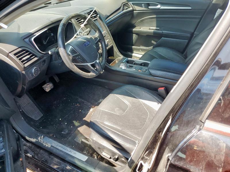 3FA6P0RU9KR265777 - 2019 FORD FUSION TITANIUM أسود صورة 7